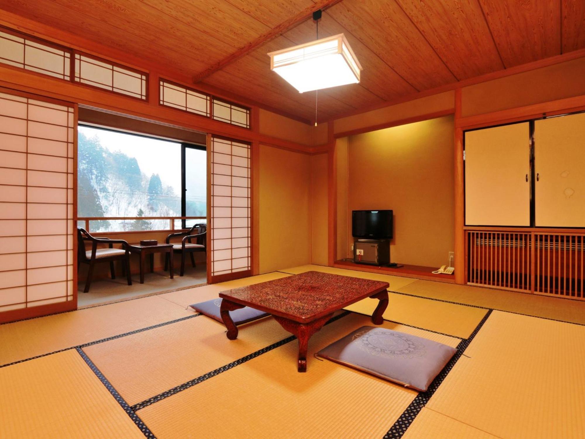 Yunohirakan Takayama  Exterior photo